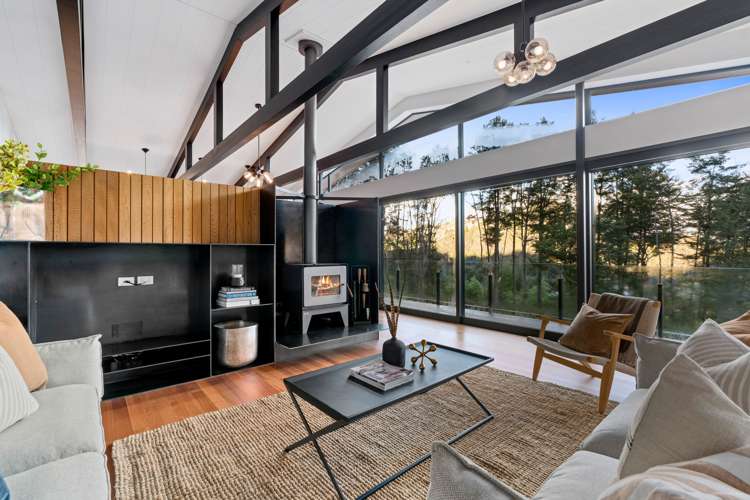 18 Falcon Heights Mount Creighton_6