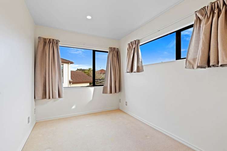 9 Glen Bay Close Pinehill_32