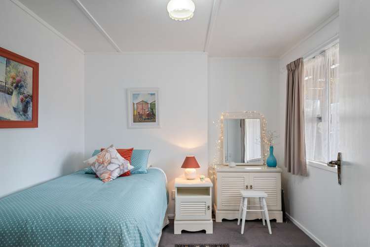 12 Arataki Grove Waitarere Beach_11