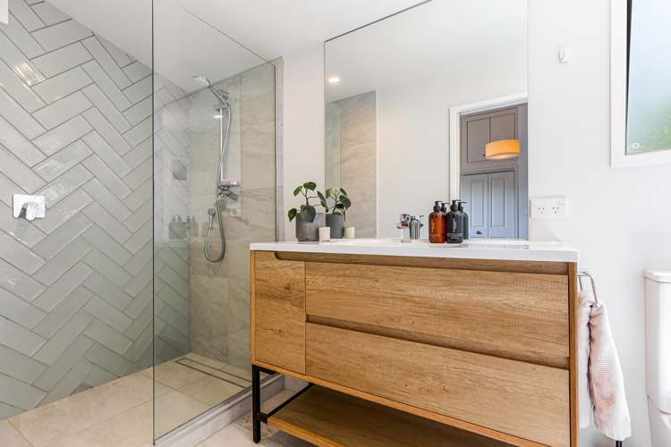 29a Clayburn Road Glen Eden_10