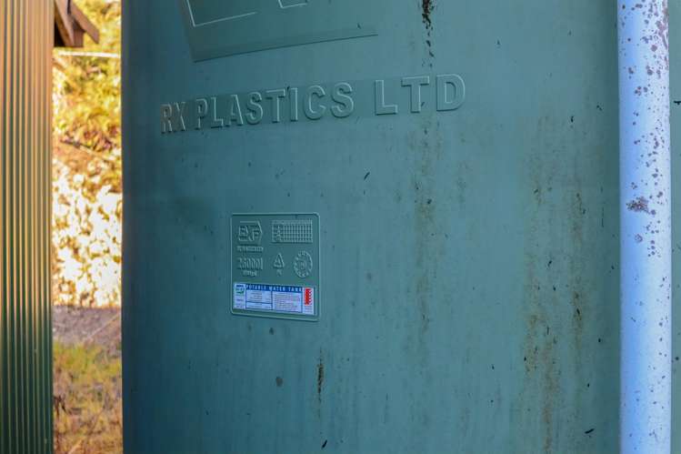 172 Clifton Road Kaiata_20