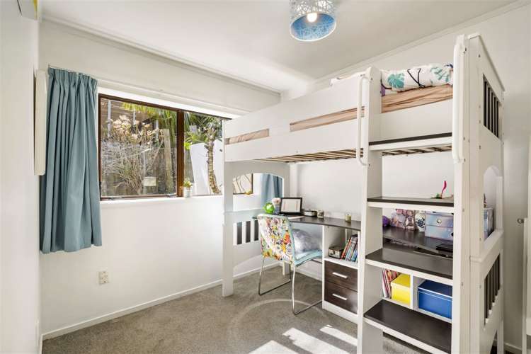 1/7 Newstead Avenue Browns Bay_7