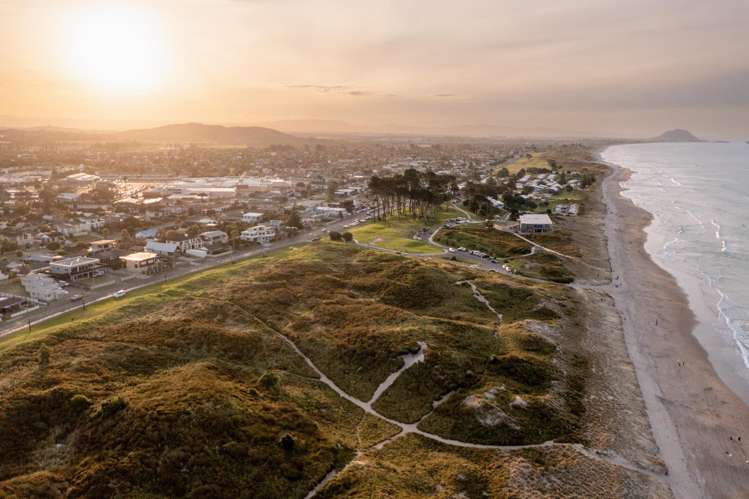 906 Papamoa Beach Road Papamoa_32