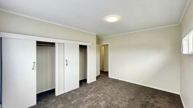 22b Kaipatiki Road Glenfield_6