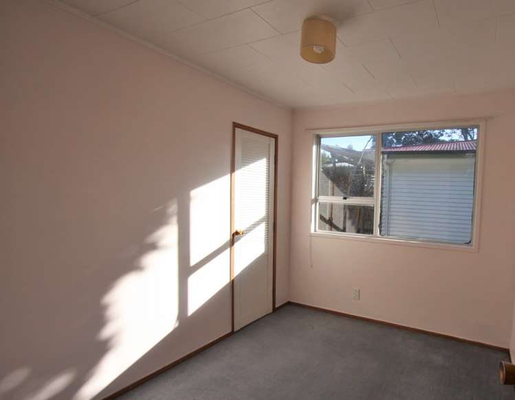 10 Kauri Point Road Laingholm_8