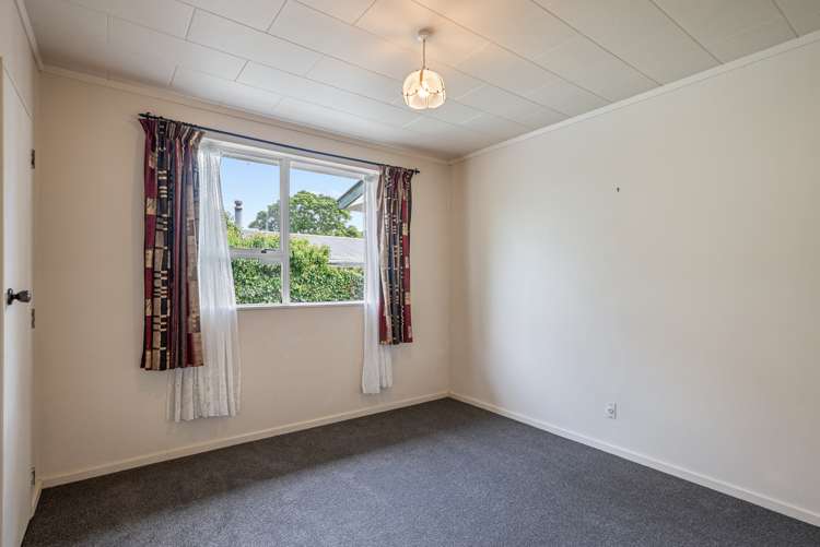 84 Pasadena Crescent Totara Park_13