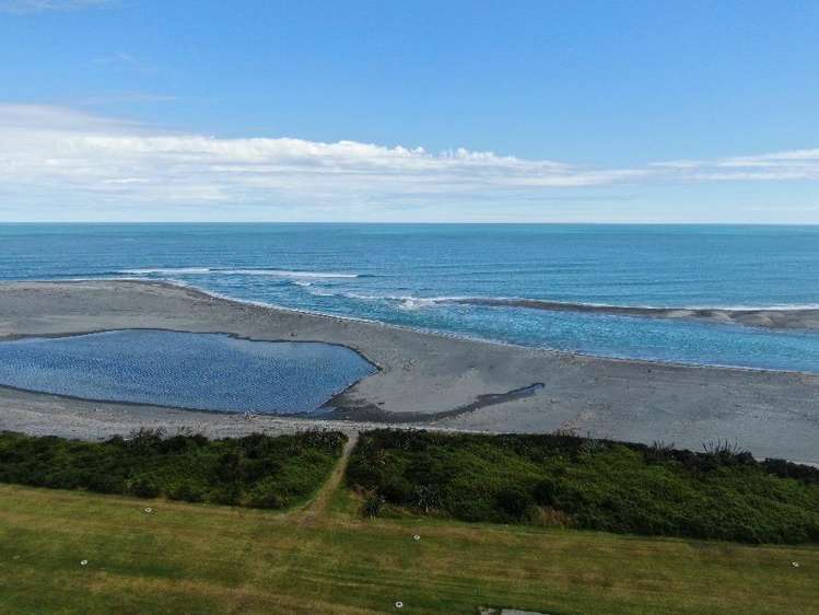 14 The Strand Okarito_29