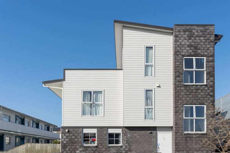 4/3 Somerset Street Frankton_4