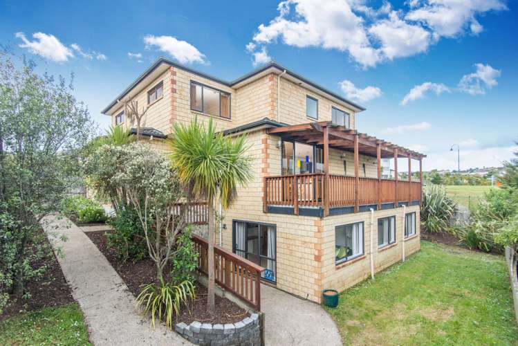 27 Medallion Drive Oteha_17