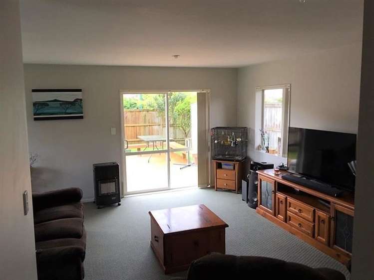 20 Riverglade Parkway Te Atatu South_9
