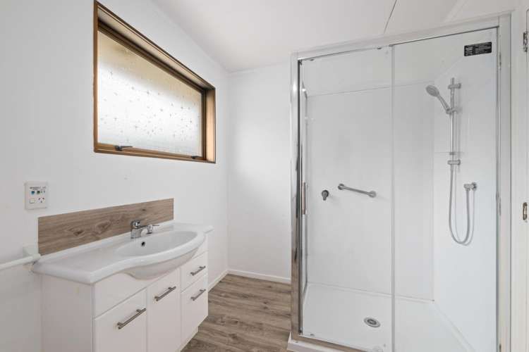 1a/2 Leicester Street Picton_6