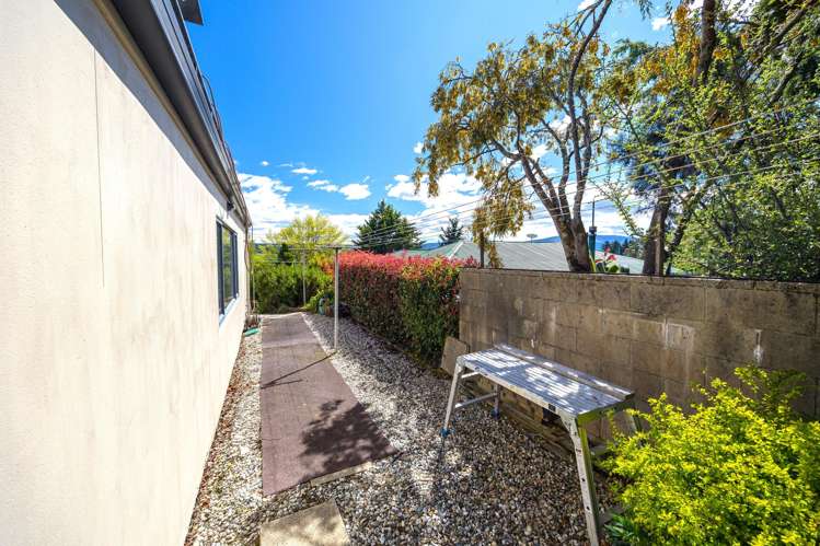 12 Kilgour Street Waihola_21