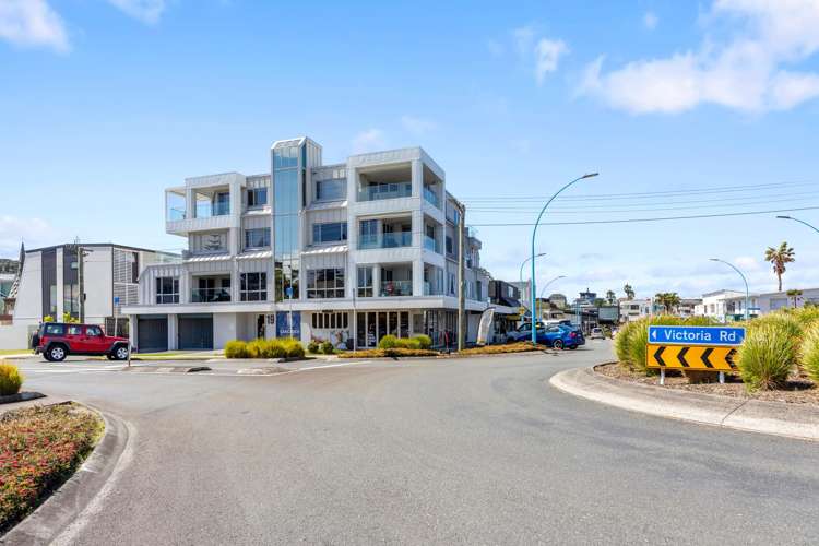 2/19 Victoria Road (The Cascades) Mt Maunganui_2