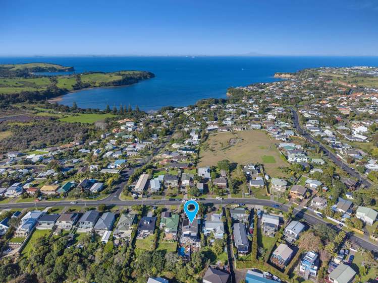 1418 Whangaparaoa Road Army Bay_23