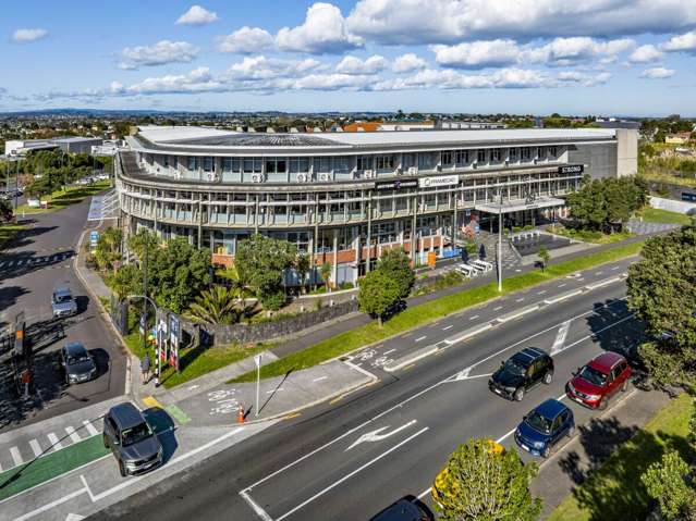 Receivership Sale&ndash;Quality Investment with upside