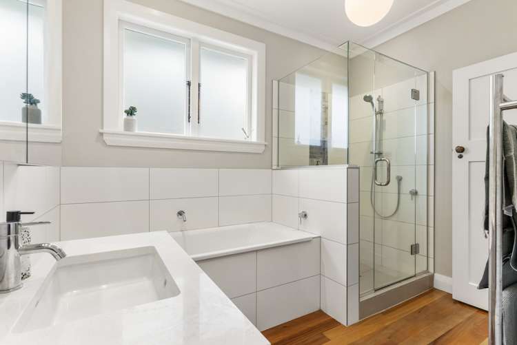 8 Sunderland Avenue Hobsonville_11