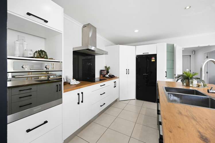 48 Thomas Road Huntington_4