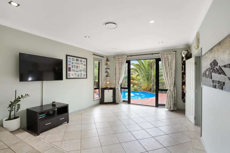 54 Roy Maloney Drive Henderson_14