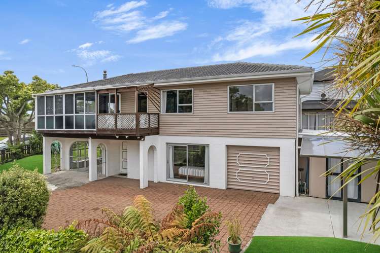 4 Seakens Way Glen Eden_16