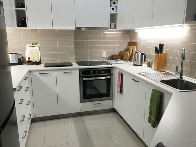 72 Wellesley Street 10015_3