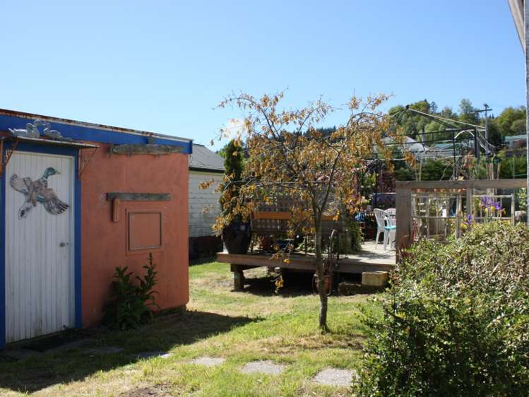 31 Exmouth Street Kaitangata_24