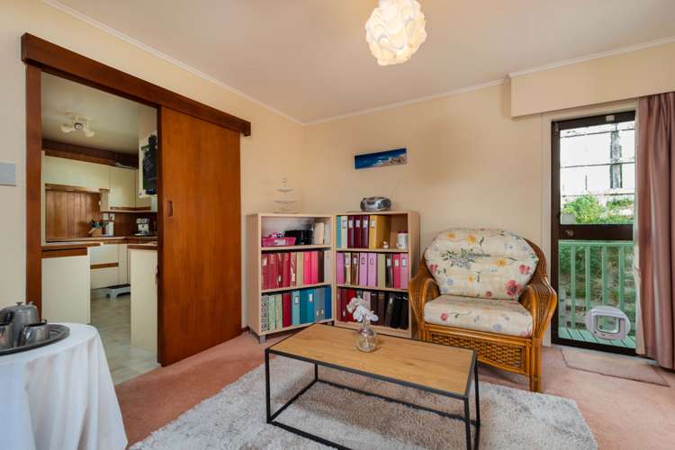 54 Woodman Drive Tawa_12