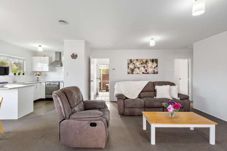 1030B East Coast Road Torbay_3