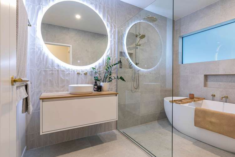 31 John Fair Drive Wainui_12