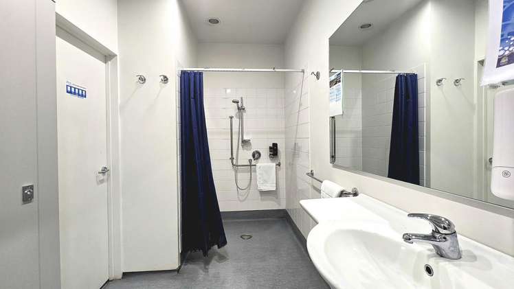 1/1 Show Place Addington_9