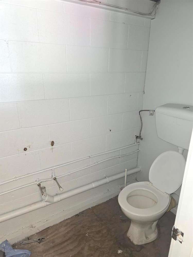 76B Delta Avenue New Lynn_10