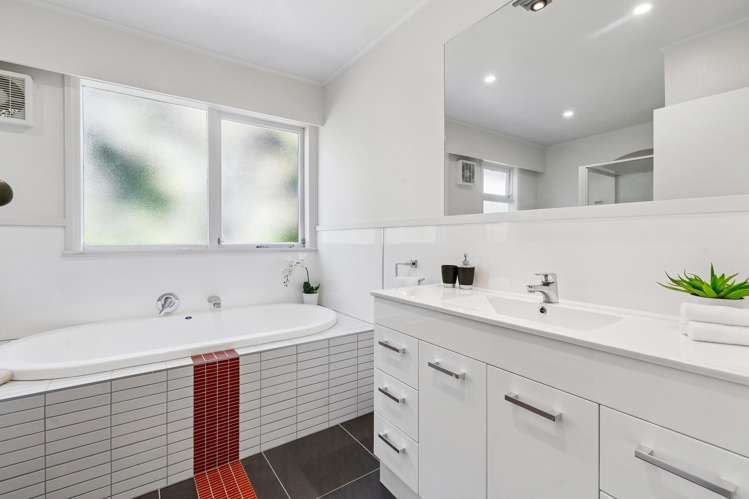 113 Messines Road Karori Central_19