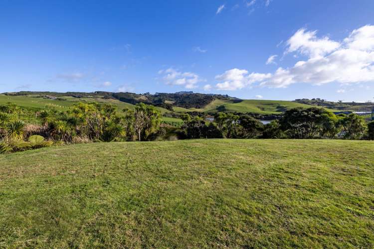 9 Waipatukahu Lane Raglan_15