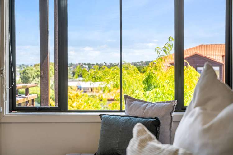 9/8 Tobago Place Sunnynook_12