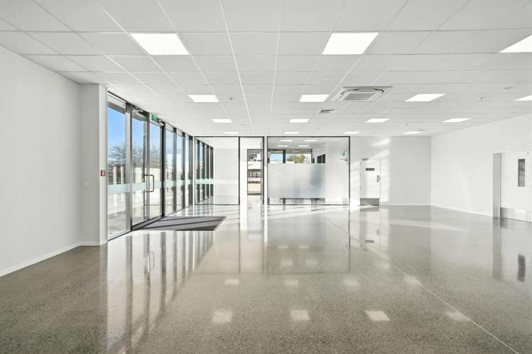 51 Waterloo Road Hornby_12