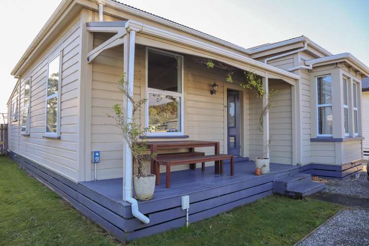 22 Palmerston Street Greymouth_32