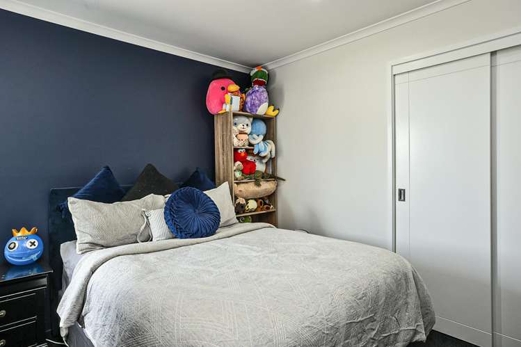 6 Horton Close Frimley_8