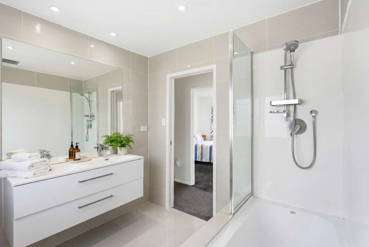 820 Whangaparaoa Road_5