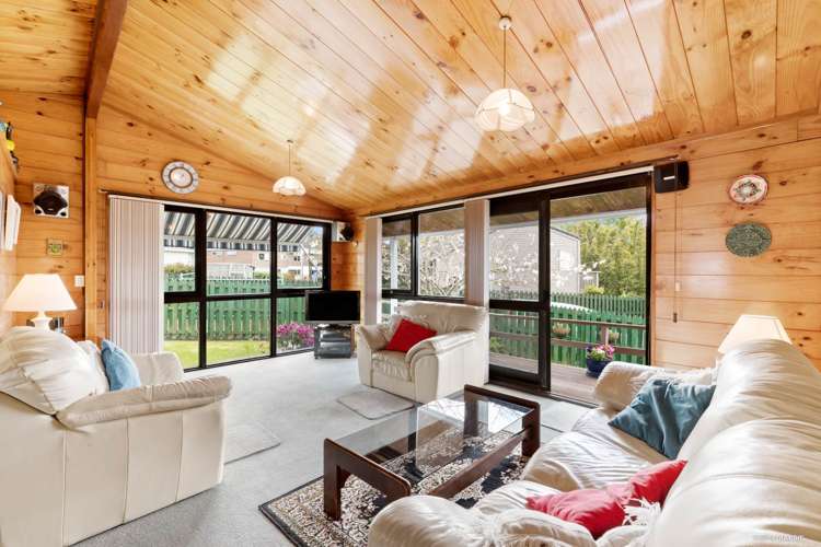 27 Tanglewood Place Cockle Bay_6