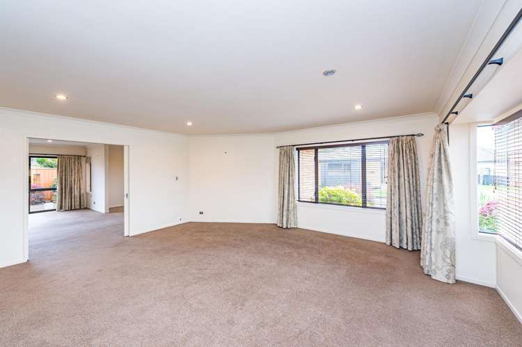 1 Gilligan Close College Estate_8