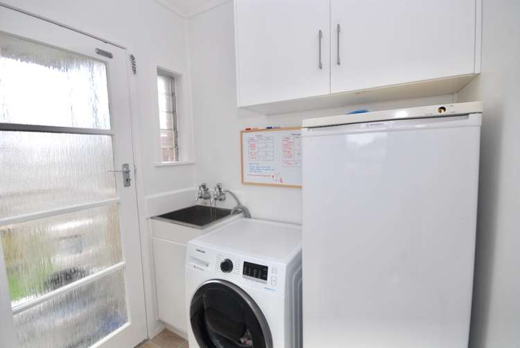 1/11 Kapiti Place Sunnynook_7