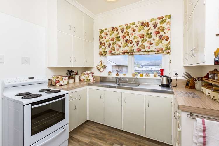 70 Pine Avenue Ebdentown_5