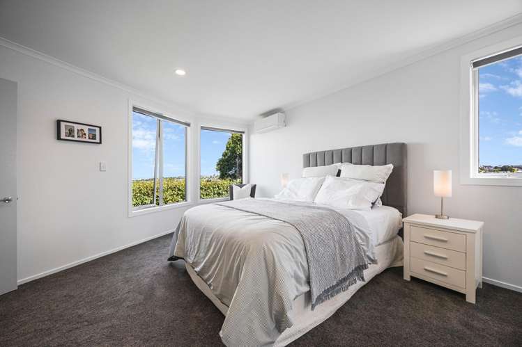 1/29A Seaview Road Castor Bay_24