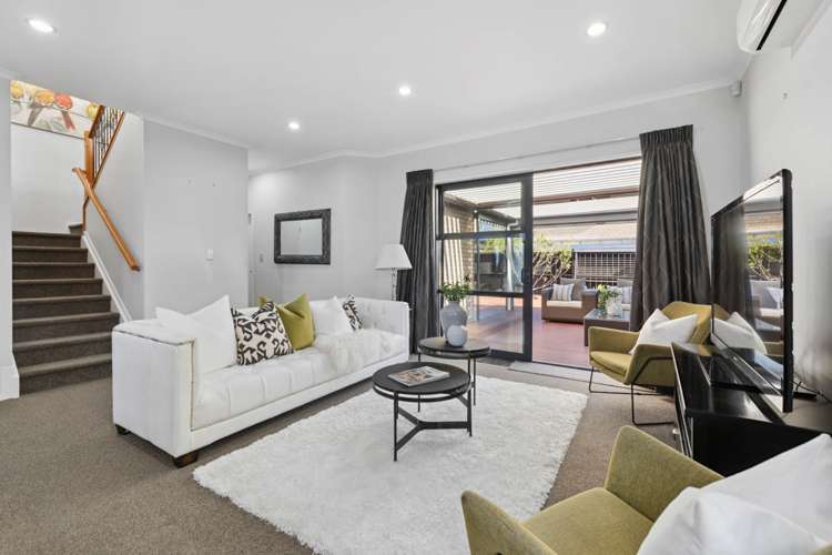 44 Arranmore Drive Flat Bush_5