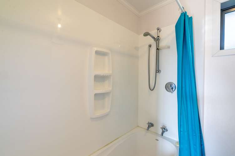 8 Newcastle Street Riversdale_18