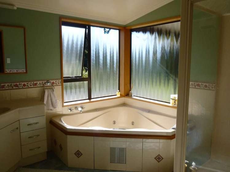 139 Taylorville Road Coal Creek_10