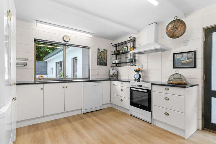 22 Dundas Road Riverside_14