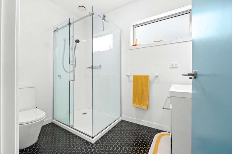 9 Frances Street Hamilton East_24