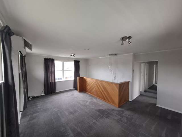 6 John Road Fairy Springs_3