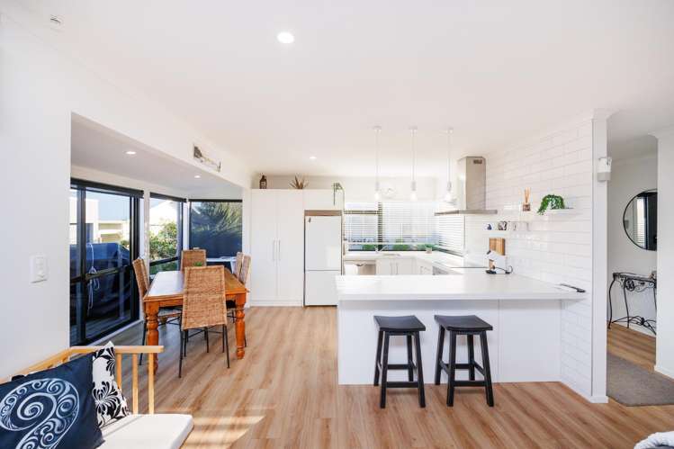 50 Shortt Street Foxton Beach_14