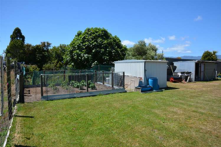 5 Hunter Street Karamea_13
